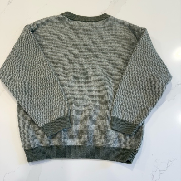 Zara Green and Burgundy Crewneck Sweaters - Picture 6 of 9